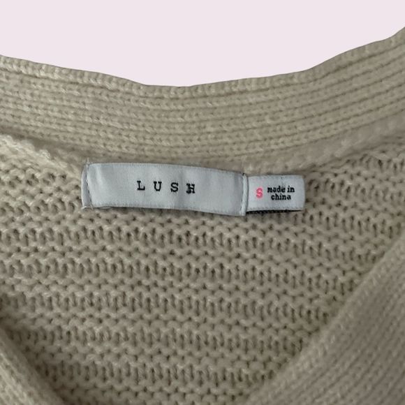 Lush sweater size Small - Picture 5 of 7